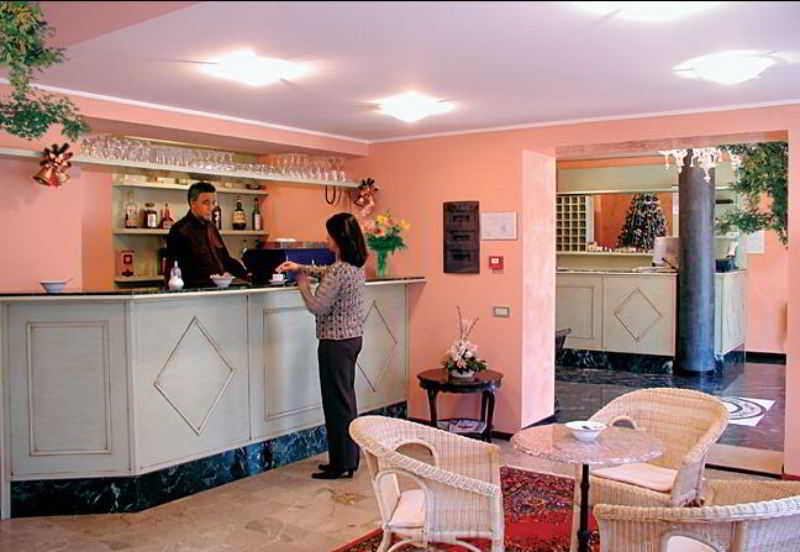 ホテル アルティエリ ファヴァロ・ヴェネト レストラン 写真